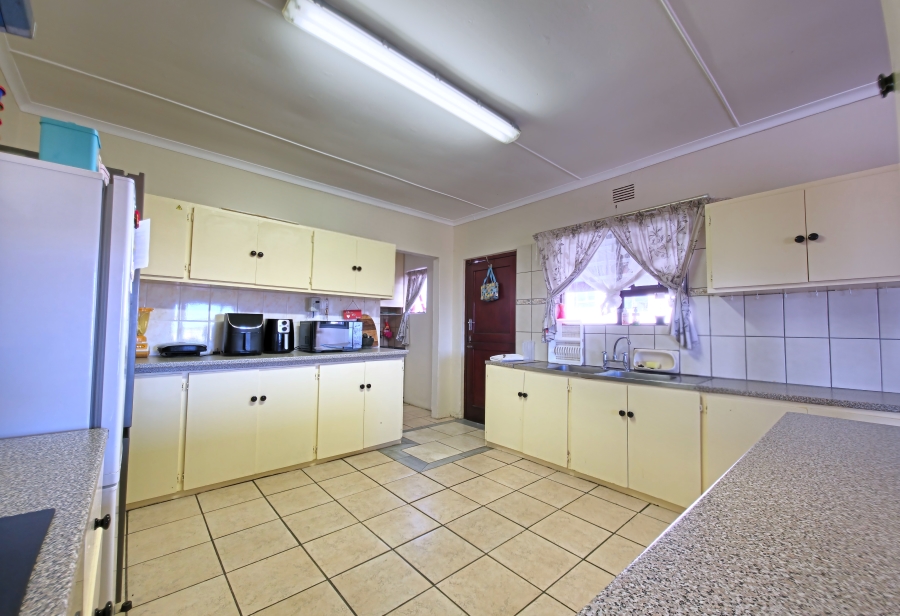 3 Bedroom Property for Sale in Hawston Western Cape